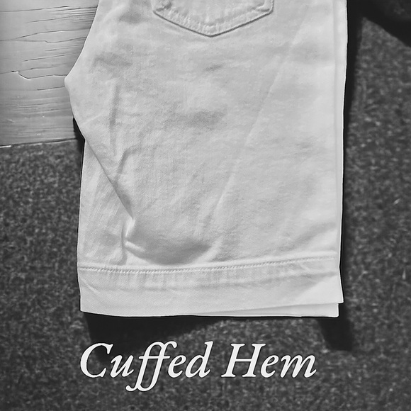 Bermuda white shorts - Picture 3 of 5